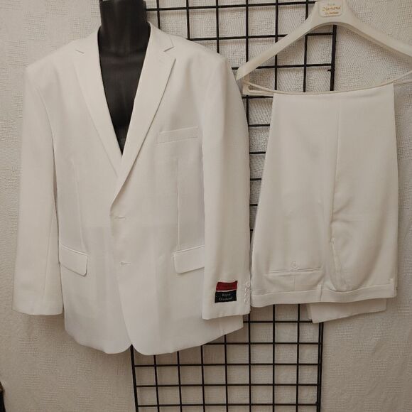 MEN'S ROYAL DIAMOND WHITE 2 PIECE CLASSIC SUIT 50L. - Picture 4 of 16